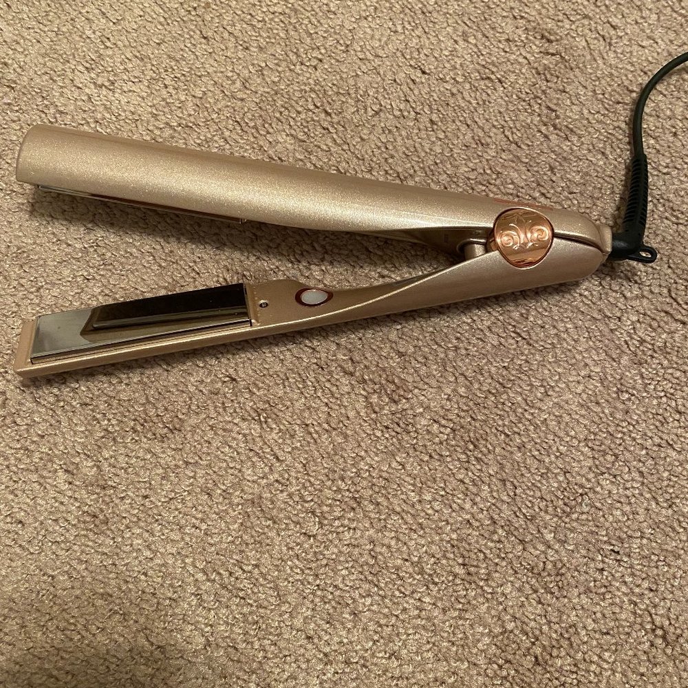 Rose gold Tyme Iron Pro